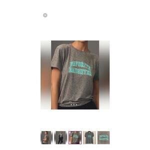 Favorite Daughter Collegiate Gray Graphic T-Shirt sz L